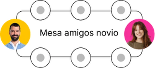 Invitados moviéndose entre mesas tras un cambio de última hora